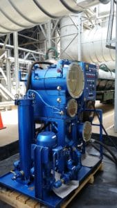 Vacuum dehydrator used at power generation plan